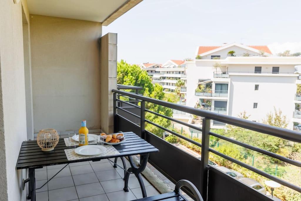 T2 Plage Prado-David, Parc Borely, Parking Privee Marseilles Exterior foto
